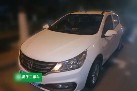 Baojun 310 2016