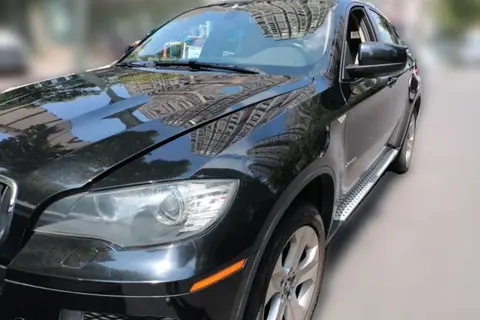 BMW X6 2011