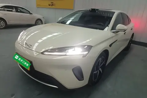 BYD Seal 07 2025