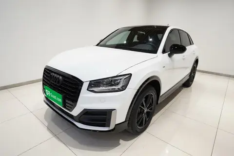 Audi Q2L 2021