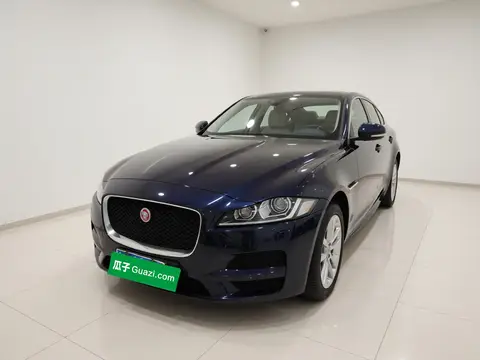 Jaguar F-PACE 2018