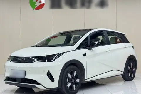 BYD Dolphin 2025