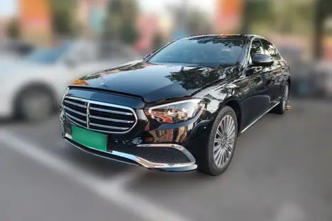 Mercedes-Benz E-Class 2023