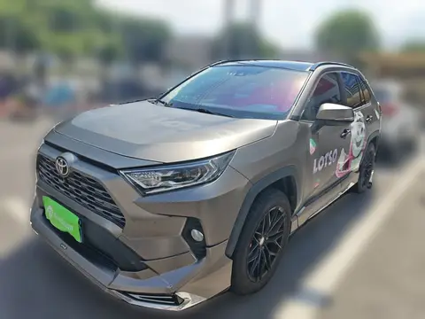 Toyota RAV4 2021