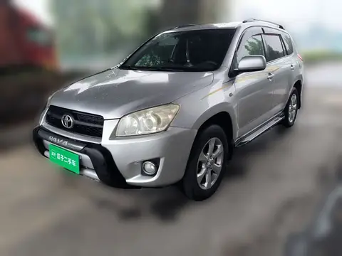 Toyota RAV4 2011