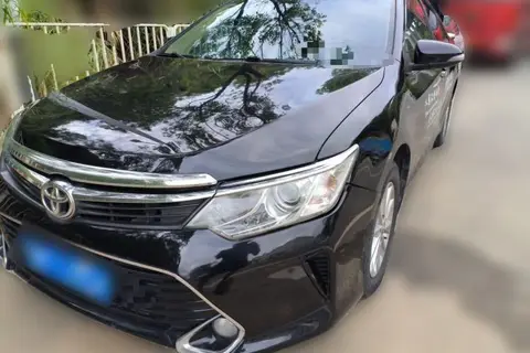 Toyota Camry 2015