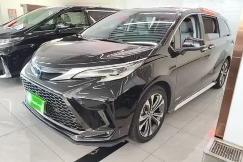 Toyota Granvia 2024