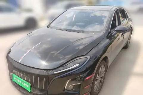 Hongqi E-QM5 2023