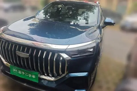 Geely Okavango 2022