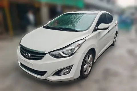 Hyundai Elantra Langdong 2013