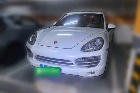 Porsche Cayenne 2014