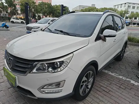 Baojun 560 2016