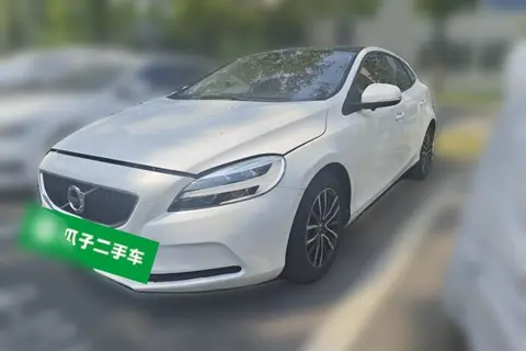 Volvo V40 2016