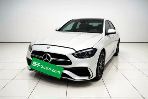 Mercedes-Benz C-Class 2024