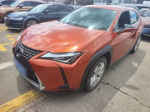 Lexus UX 2019