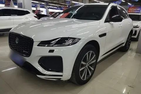 Jaguar F-PACE 2023