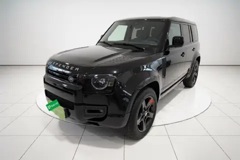 Land Rover Defender 2024