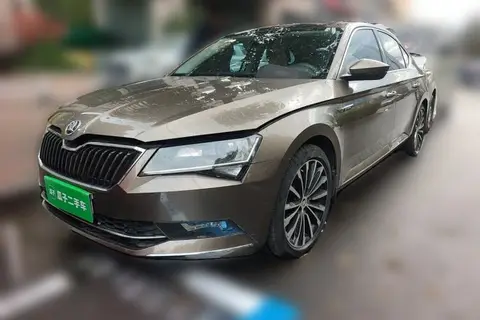 Skoda Superb 2016