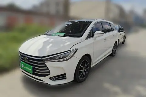 BYD Song MAX 2017