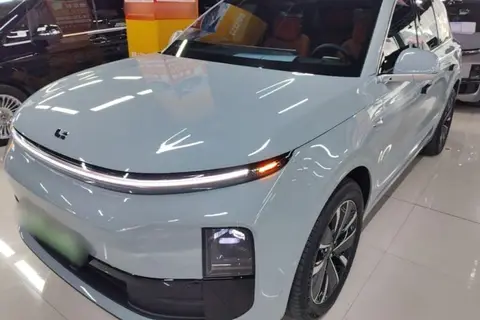 Li L6 2025