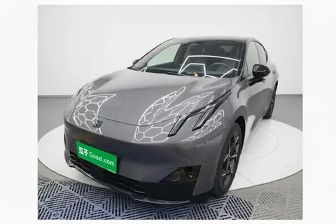 Lynk & Co Z20 2024