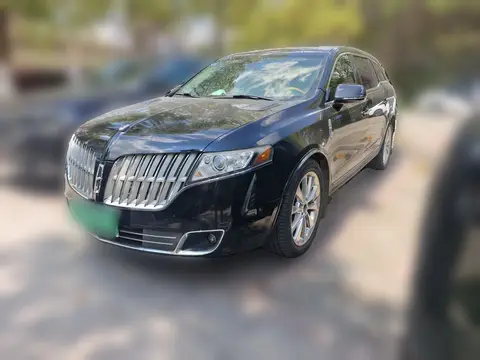 Lincoln MKT 2012