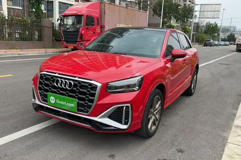 Audi Q2L 2021