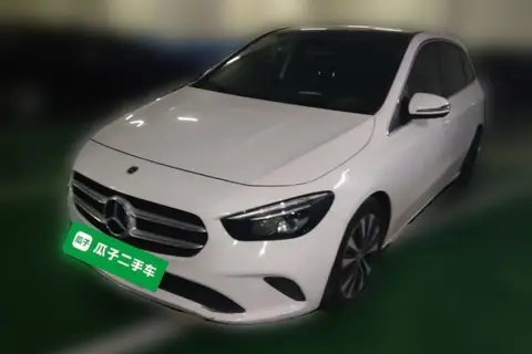 Mercedes-Benz B-Class 2021
