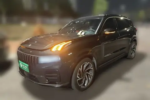 Lynk & Co 09 EM-P 2022
