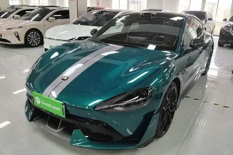 Xiaomi SU7 Ultra 2025