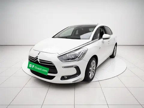 DS 5 2014