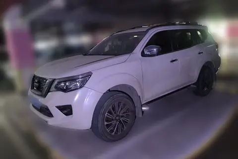 Nissan Terra 2018