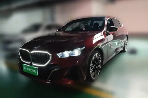 BMW 5 Series 2024