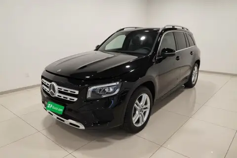 Mercedes-Benz GLB 2023