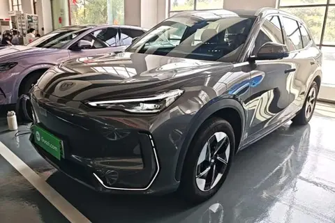 Geely E5 2025