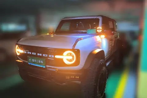 Ford Bronco 2024