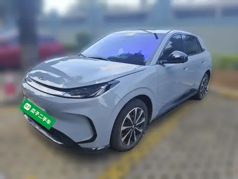ARCFOX T1 2026