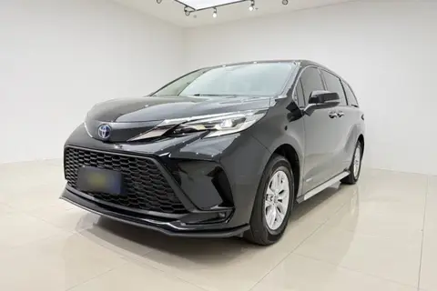 Toyota Granvia 2024