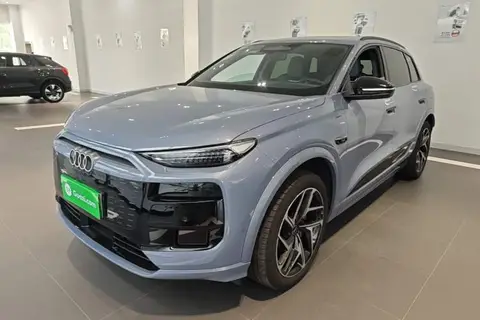 Audi Q6L e-tron 2025