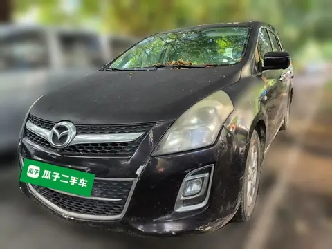 Mazda 8 2011