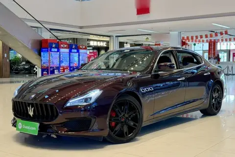 Maserati Quattroporte 2015