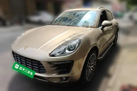 Porsche Macan 2015