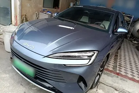 BYD Seal 07 2024