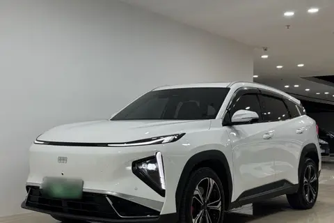 Geely L7 2025