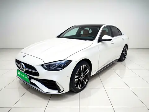 Mercedes-Benz C-Class 2024