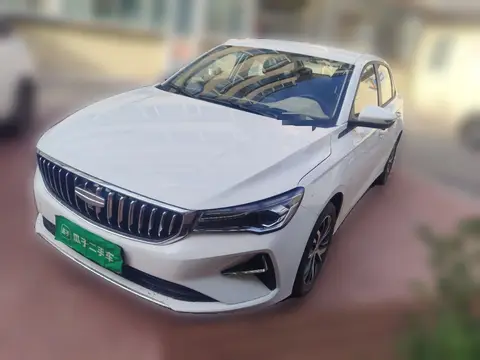 Geely Emgrand 2025