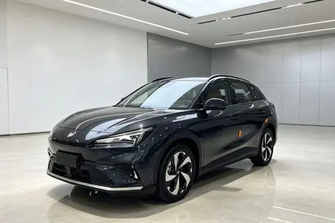 ARCFOX Alpha T5 2025