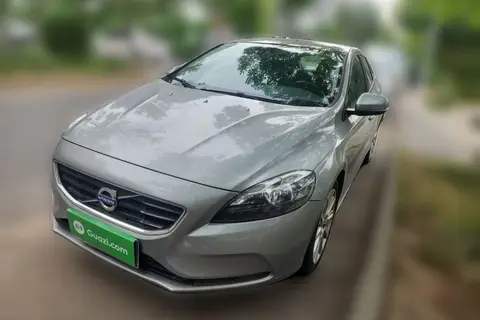 Volvo V40 2013