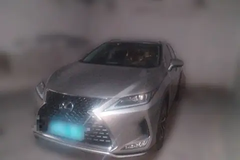Lexus RX 2020