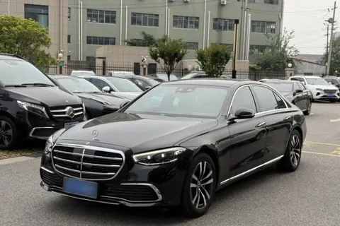 Mercedes-Benz S-Class 2020